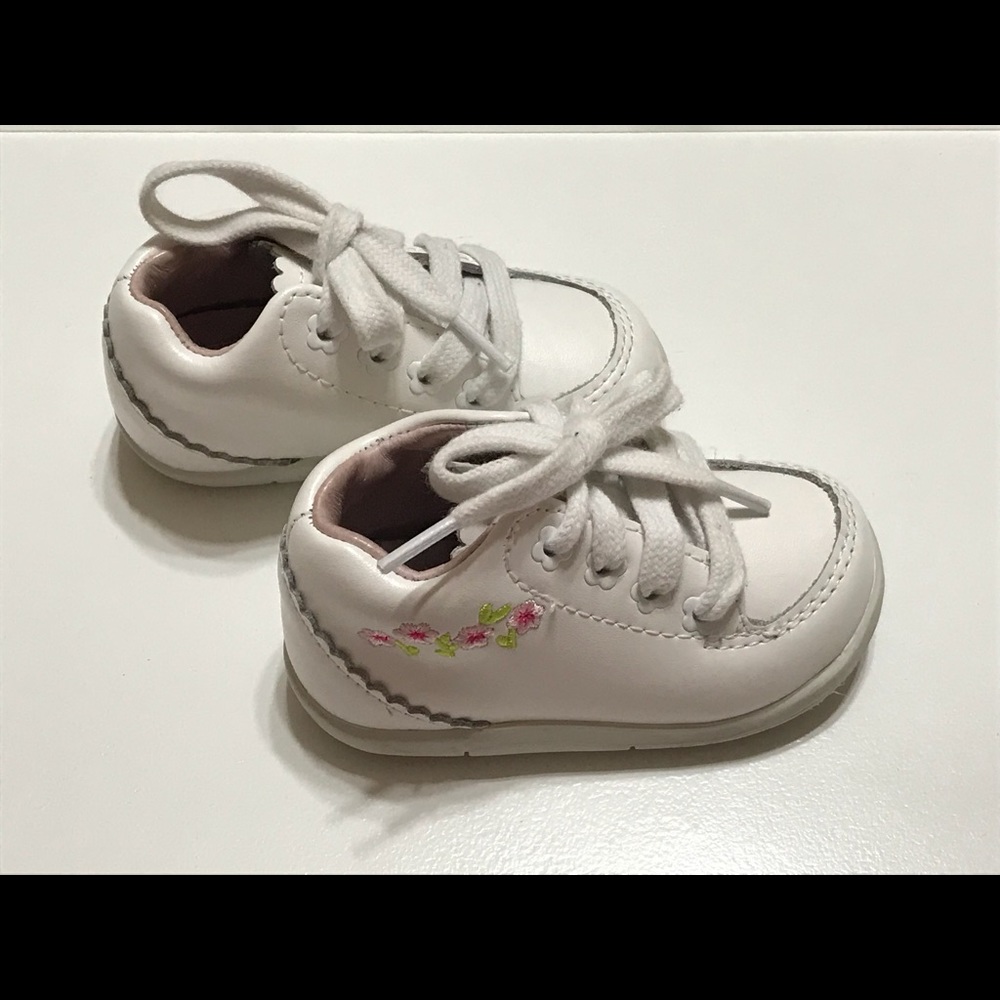 Stride Rite Emilia White Size 3.5M EUC